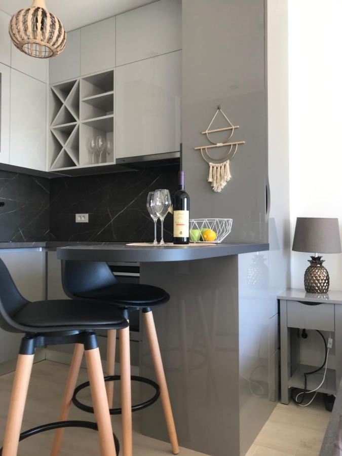 Cosy Studio In With Sea View *